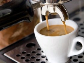 Кофе эспрессо можно приготовить с помощью специальной техники и рекомендаций