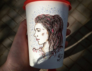 Выпить кофе, чтобы получить стаканчик со своим портретом, оказать помощь бездомным