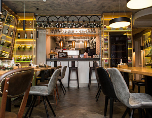Новый кофейно-винный бар в Москве, перспективы модной версии «Припек»