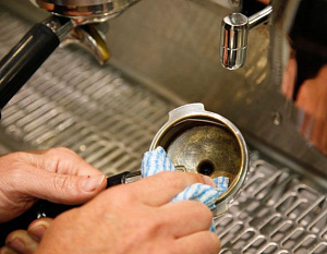 Как почистить кофеварку Bosch самостоятельно: тонкости и секреты