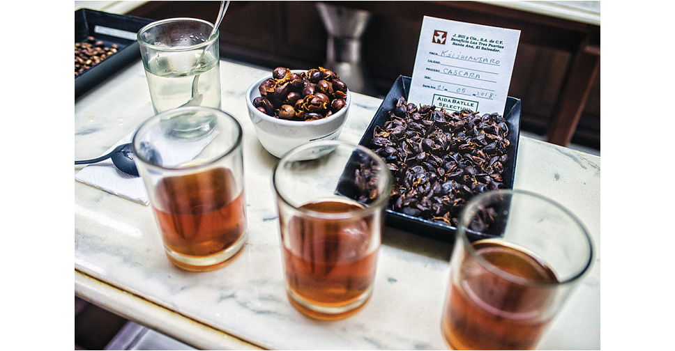 Каскара. Кофейная вишня cascara. Каскара кофейная ягода. Кофейный чай Каскара. Каскара напиток.